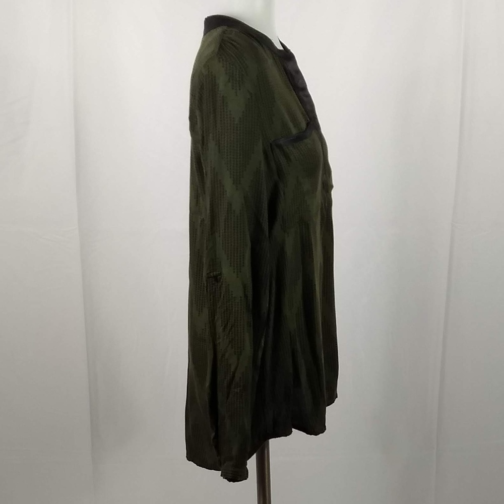 Daniel Rainn Size XS Olive Green Blouse Top EUC - Picture 7 of 7